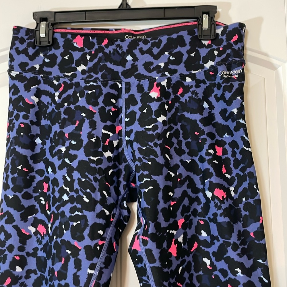 NWOT Calvin Klein Performance Leggings (P233)